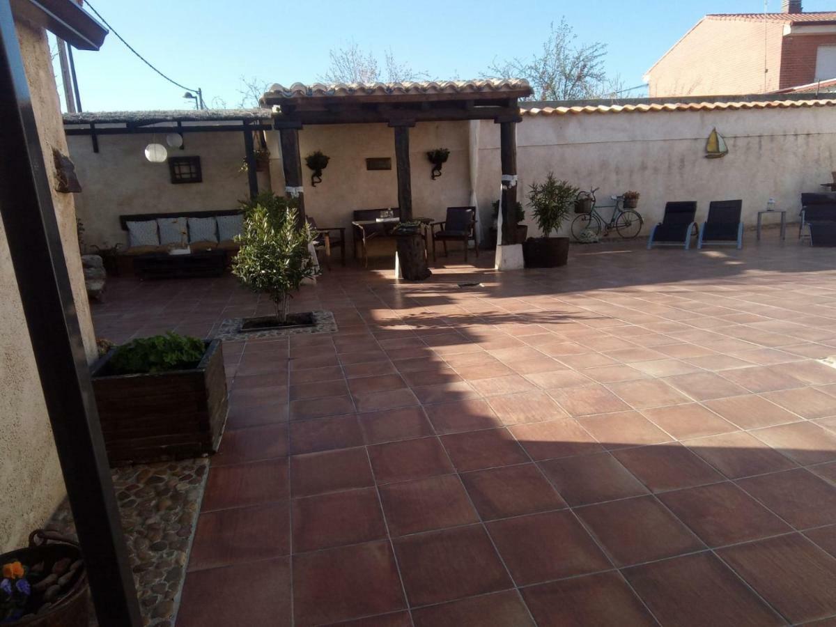 Pinar De Las Cabañuelas Villanueva de Duero Exterior foto